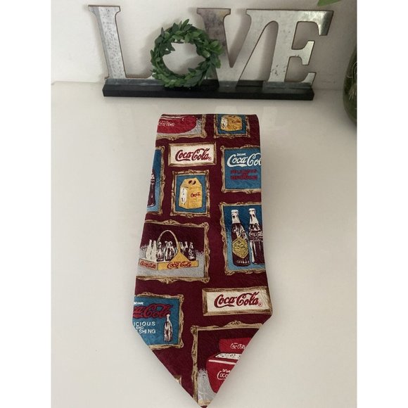 Coca Cola Men’s 100% SILK Tie Made in USA Retro‎ W Old Bottles And Cases 4" Wide - Picture 14 of 16